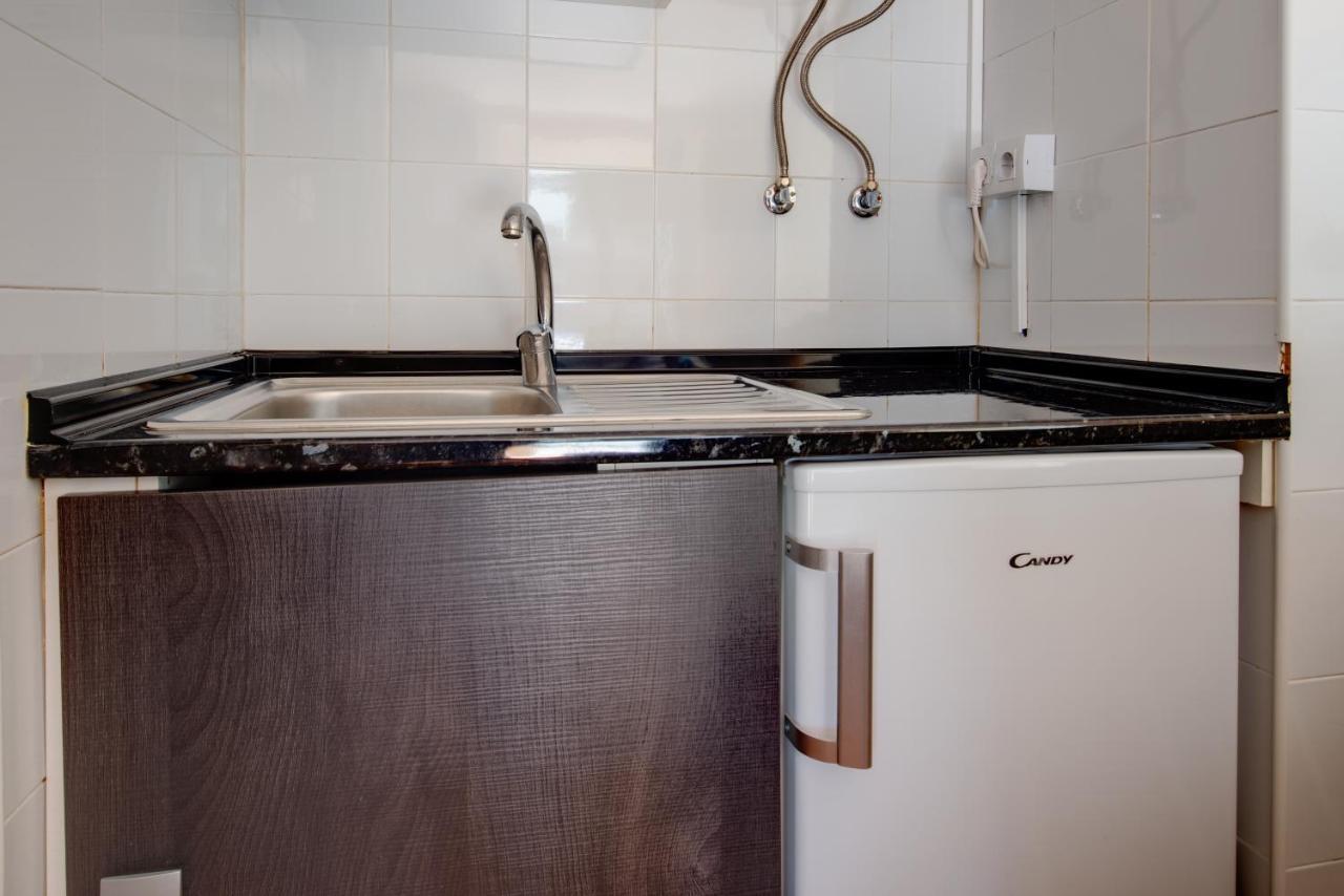 Cosy Studio By The Flea Market And Tram 28 Lisbon Luaran gambar